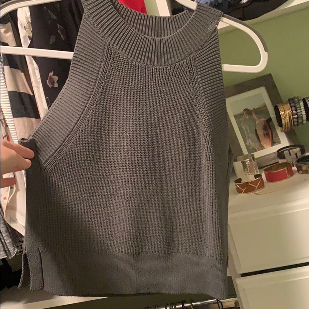 Army green crop top